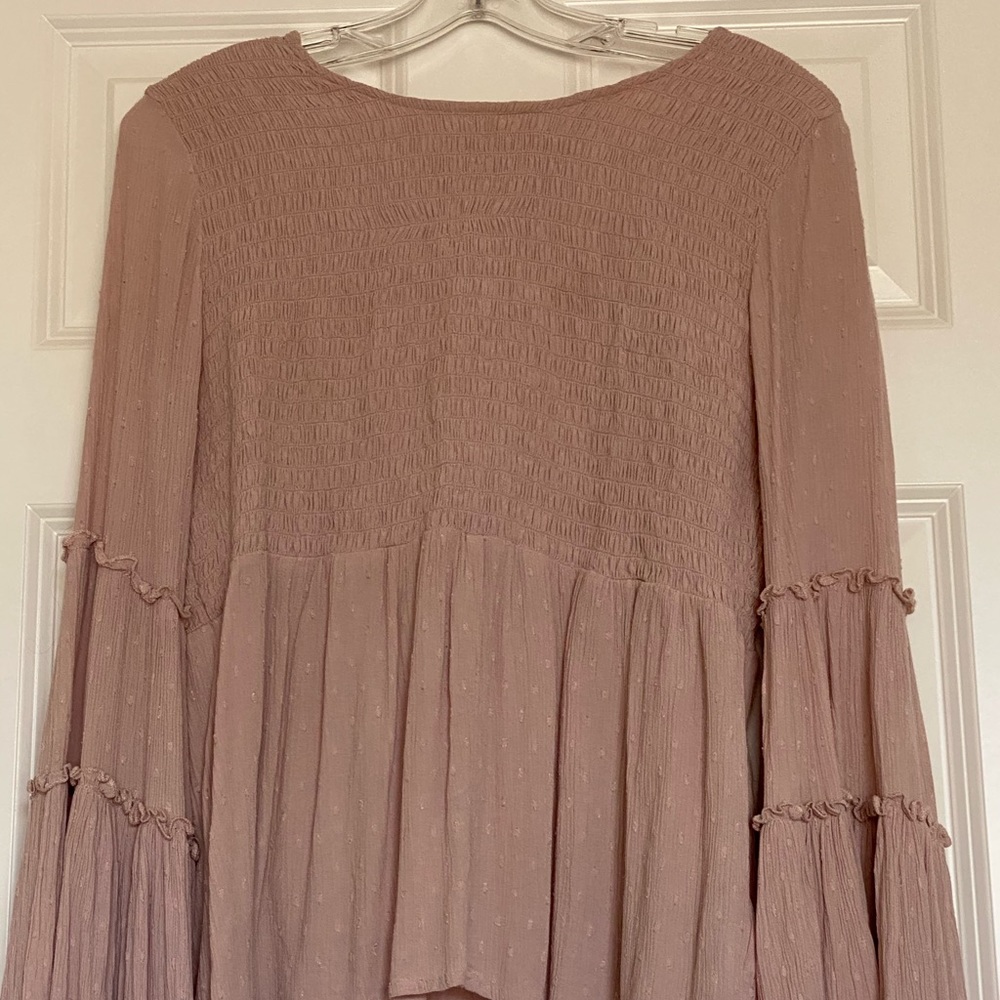 Light pink top